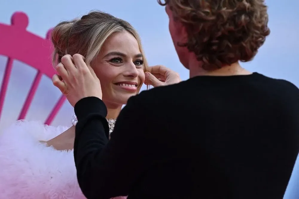 Margot Robbie durante la presentación de Barbie
