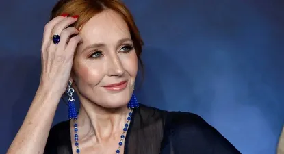 tras tuits considerados transfobicos, jk rowling aseguro que sufrio agresion sexual