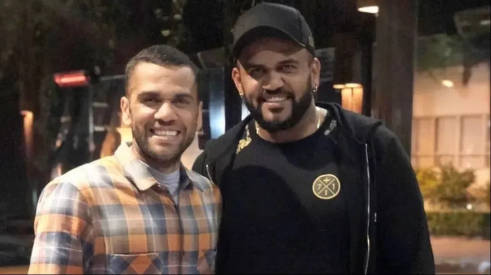 Dani Alves y su hermano Ney
