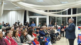 Acto de seregnistas