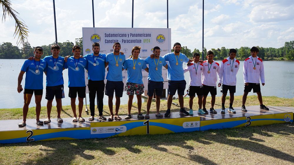 Matías Otero, Felipe Agüero, Julián Cabrera y Felipe Melo