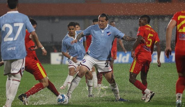 Federico Santander, de Nacional, ante Frontera Rivera por la Copa AUF Uruguay