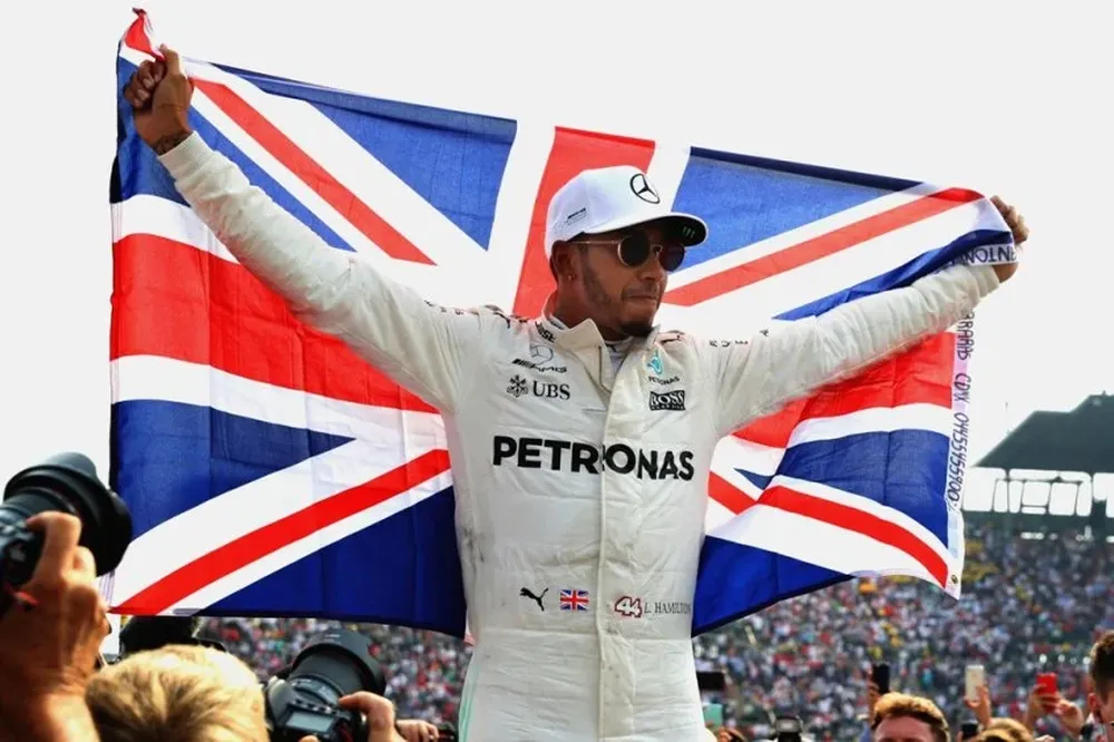 Lewis Hamilton logró en México su cuarto título mundial