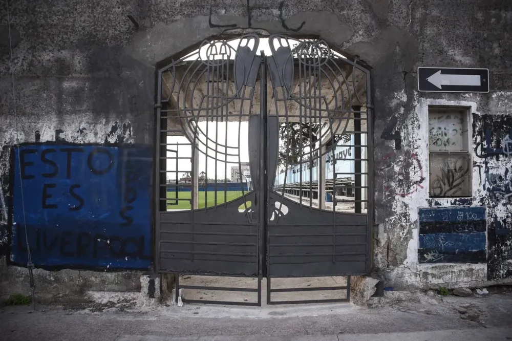 Una de las puertas de ingreso a Belvedere