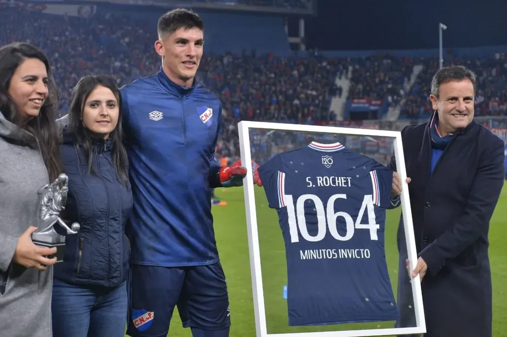 Sergio Rochet fue homenajeado por Nacional a través de su dirigente Gustavo Amoza