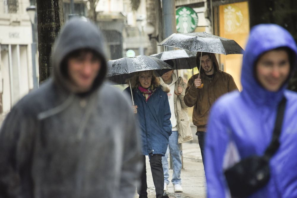 Meteorólogos prevén lluvias