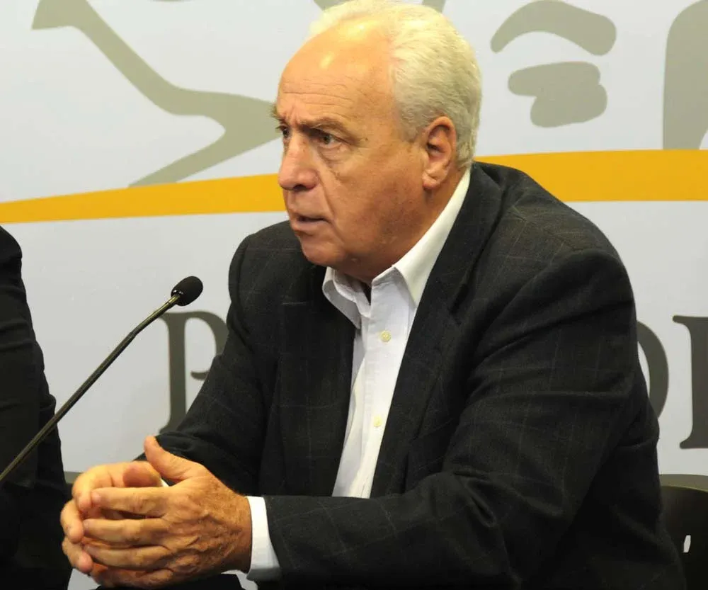 Ministro de Transporte, Víctor Rossi
