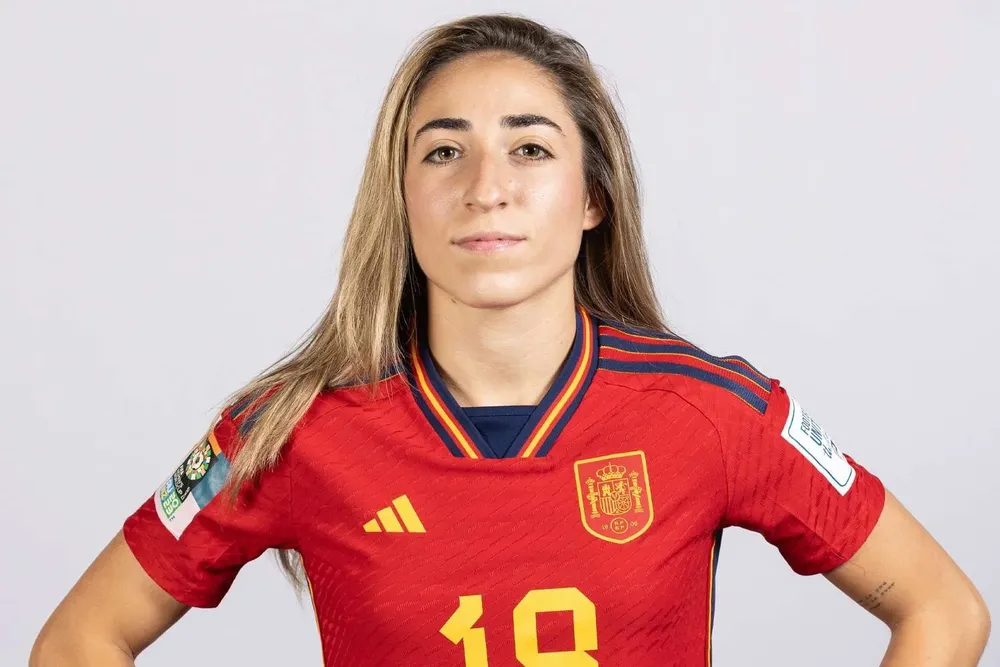 Olga Carmona, jugadora de la selección femenina de fútbol.