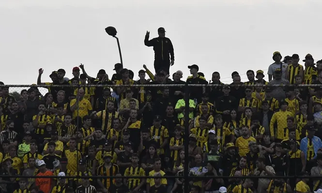 Hinchas de Peñarol en Jardines