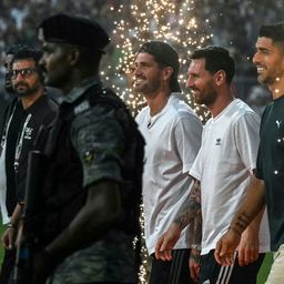 Lionel Messi, Rodrigo De Paul y Luis Suárez en la gira por India