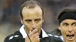 El juez del clásico y sus polémicas
