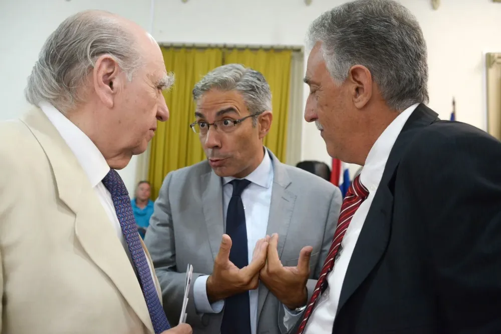 Colorados quieren que en 2024 haya 60 centros educativos modelo.