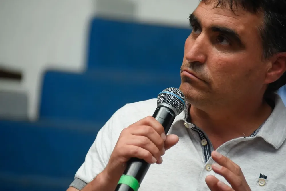 El intendente salteño Andrés Lima valoró la mejora del proceso de vacunación en el departamento, pero apeló a reducir los contagios con medidas restrictivas