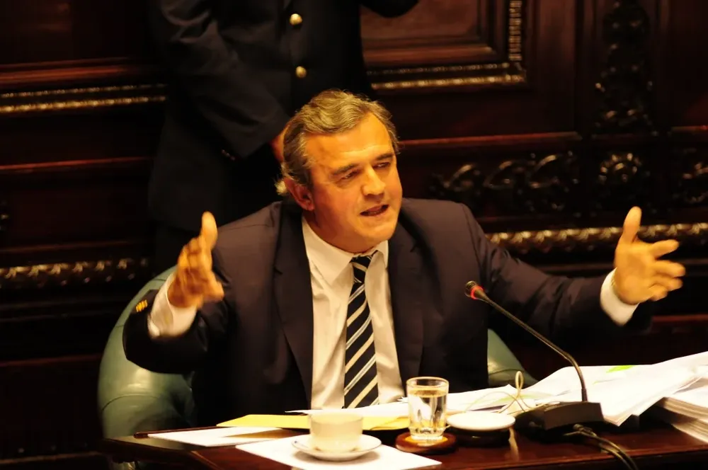 Larrañaga, líder de Alianza Nacional