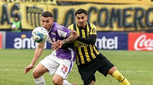 Sebastián De Marco de Fénix y Eduardo Darias de Peñarol