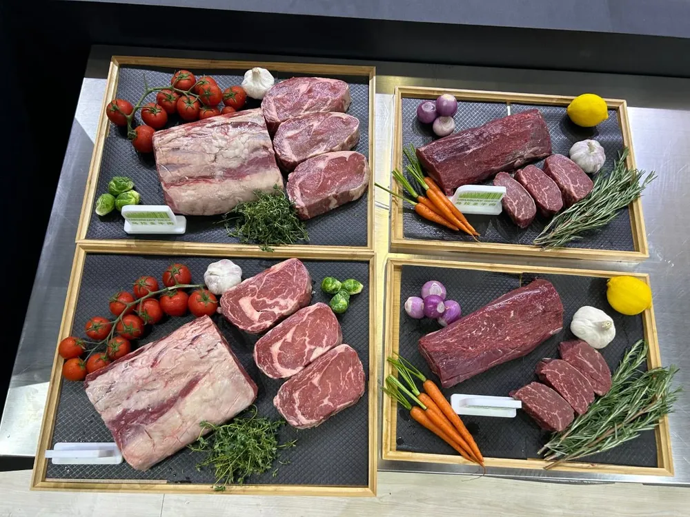 Presentación y degustación de carnes uruguayas.