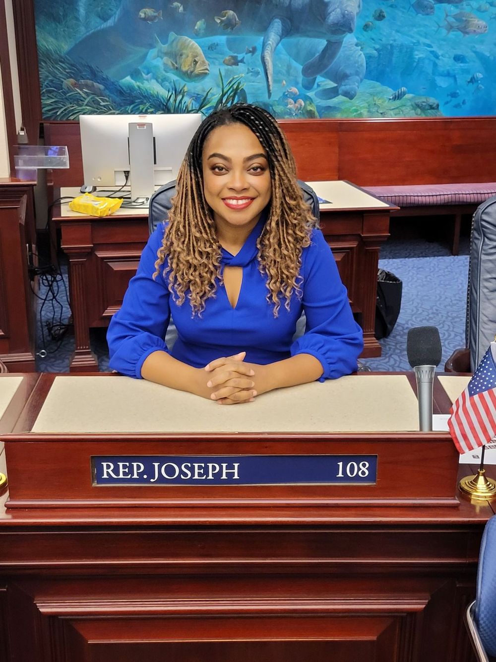 Dotie Joseph - banca.jpeg