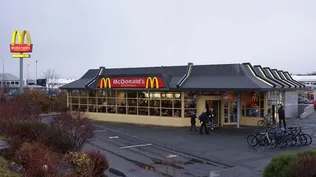 Una mujer de 94 años lleva 44 en McDonalds y no planea jubilarse