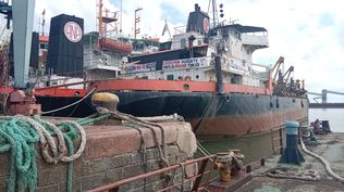 Dragado en el puerto