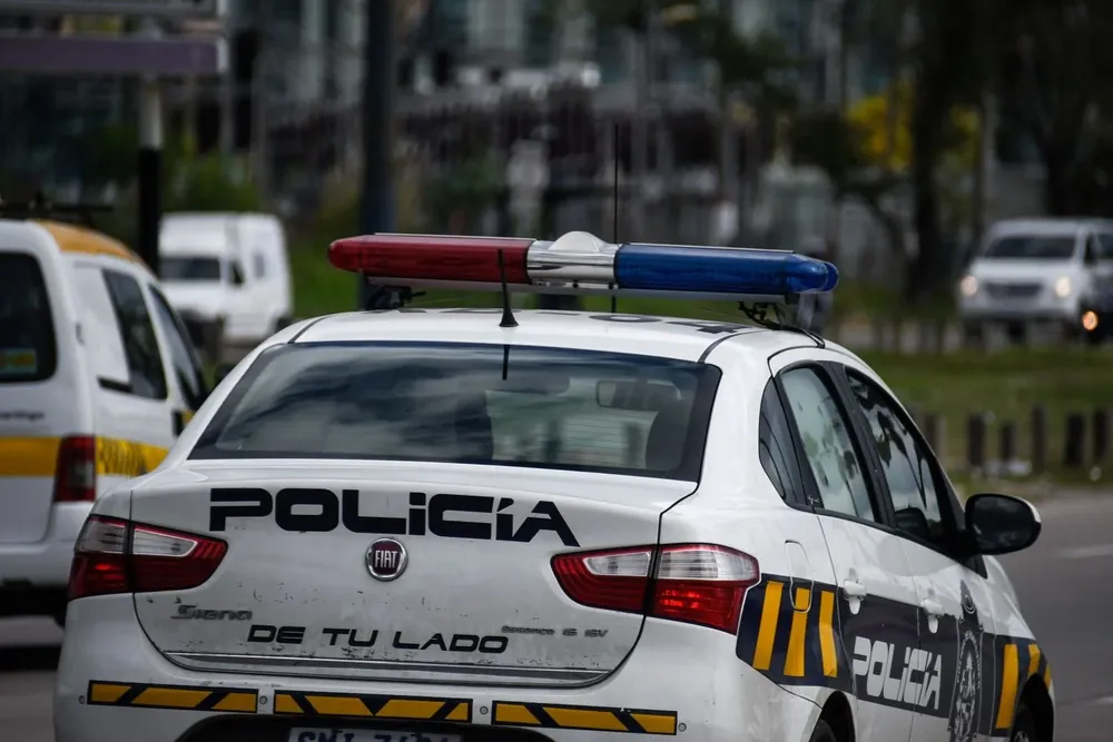 La policía recibió denuncias por venta de drogas en una casa ocupada