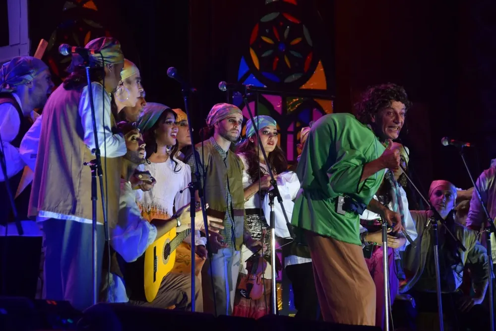 Parodistas Zíngaros.