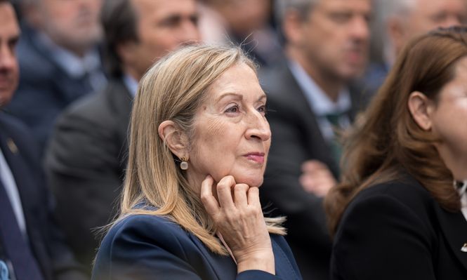 Ana Pastor deja el Congreso para volver a las instituciones profesionales sanitarias