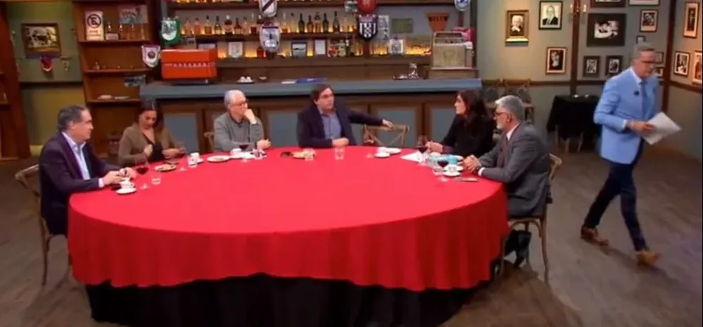 Retirada de Julio Ríos del programa de Polémica en el Bar de este domingo