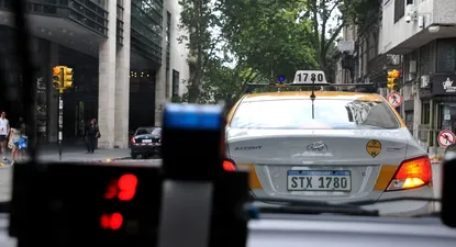 Archivo: taxi