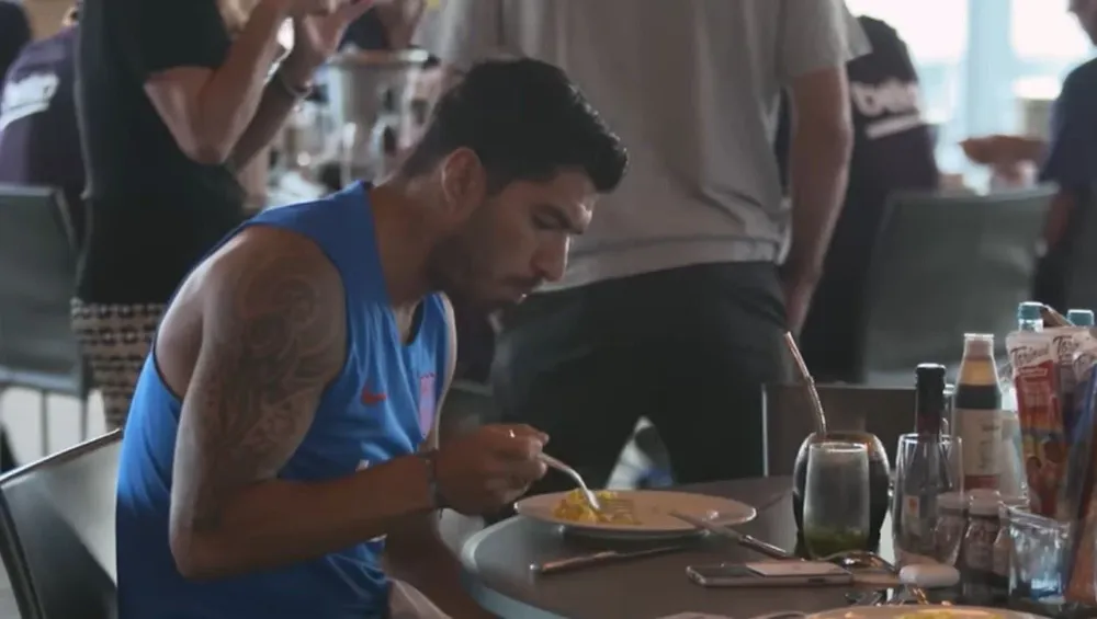 Luis Suárez en el documental de Barcelona #ProsBehindThePros realizado por Beko