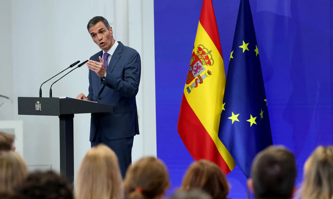 Pedro Sánchez, el presidente de España, disertó en el encuentro de líderes mundiales que se realizó en la víspera de la cumbre climática de la ONU en Brasil (COP30), que comenzó este lunes.&nbsp;