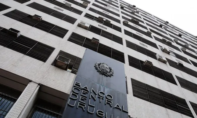Banco Central investiga en Uruguay las denuncias de Lanata
