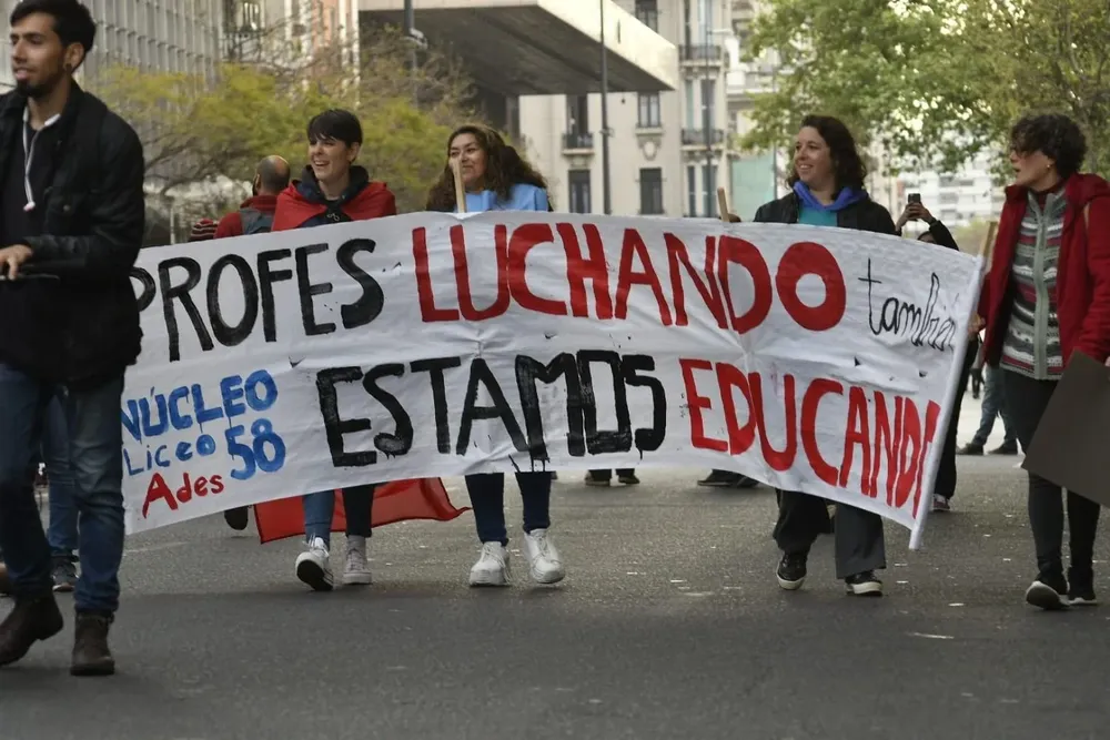 Marcha convocada por la CSEU