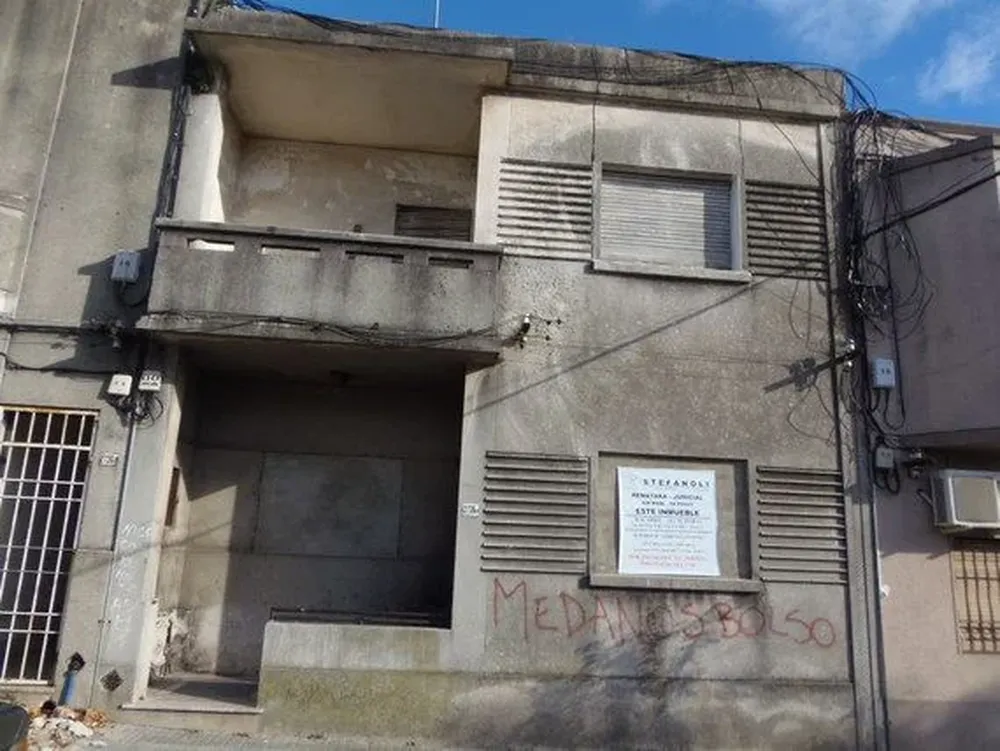 Fachada del inmueble que Mario Stefanoli rematará en el barrio La Blanqueada