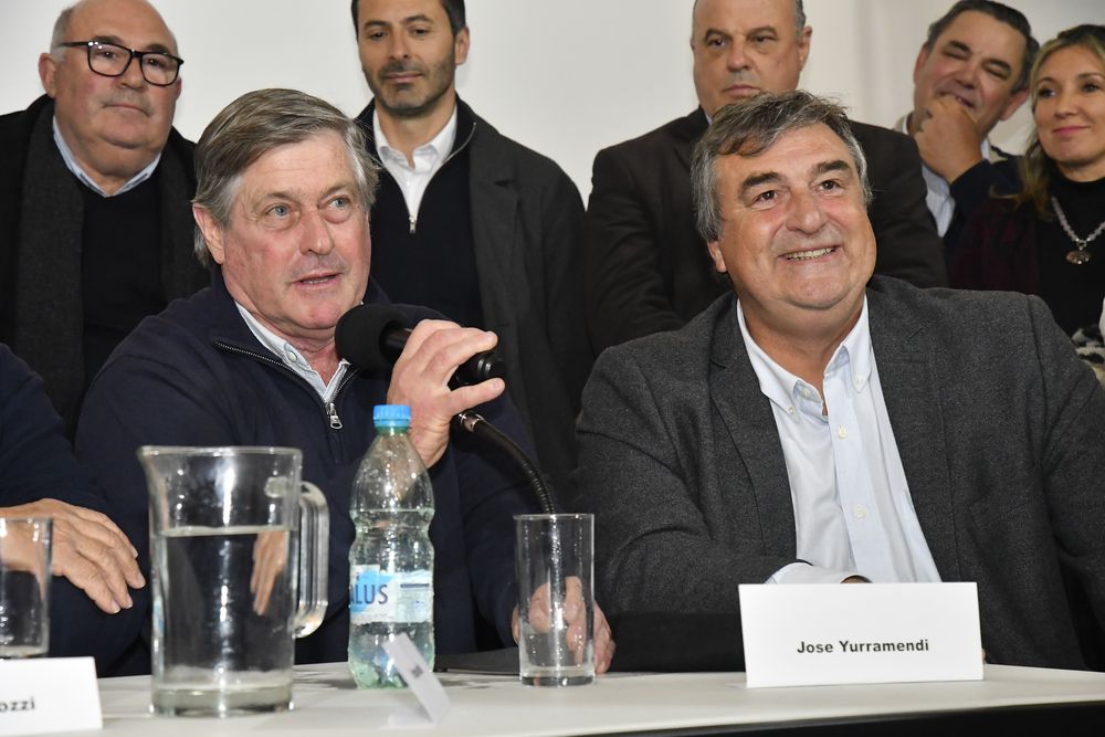 Guillermo Besozi, Segio Botana.