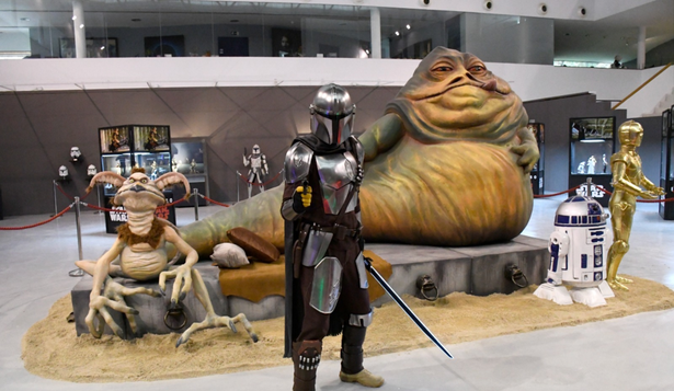 Réplicas a tamaño real en la exposición de Star Wars en Madrid.