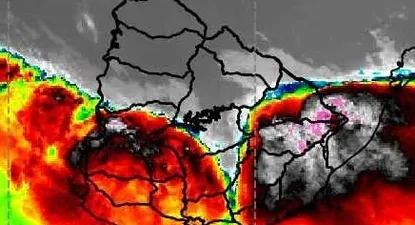 Imagen satelital de Inumet sobre las 21:20