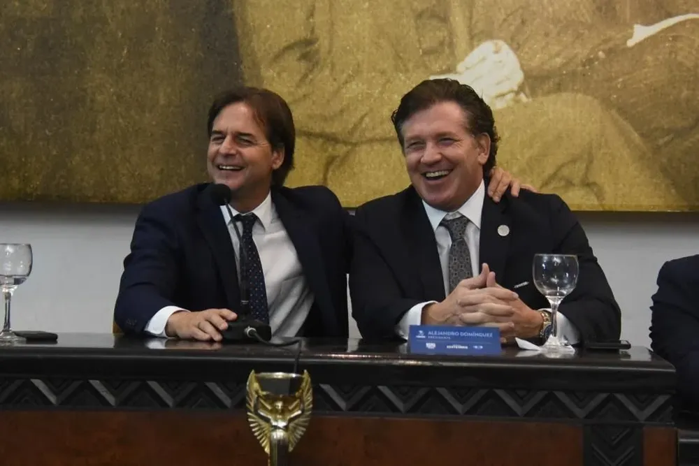 Lacalle y Domínguez en la reunión por el lanzamiento de la candidatura para el Mundial 2030