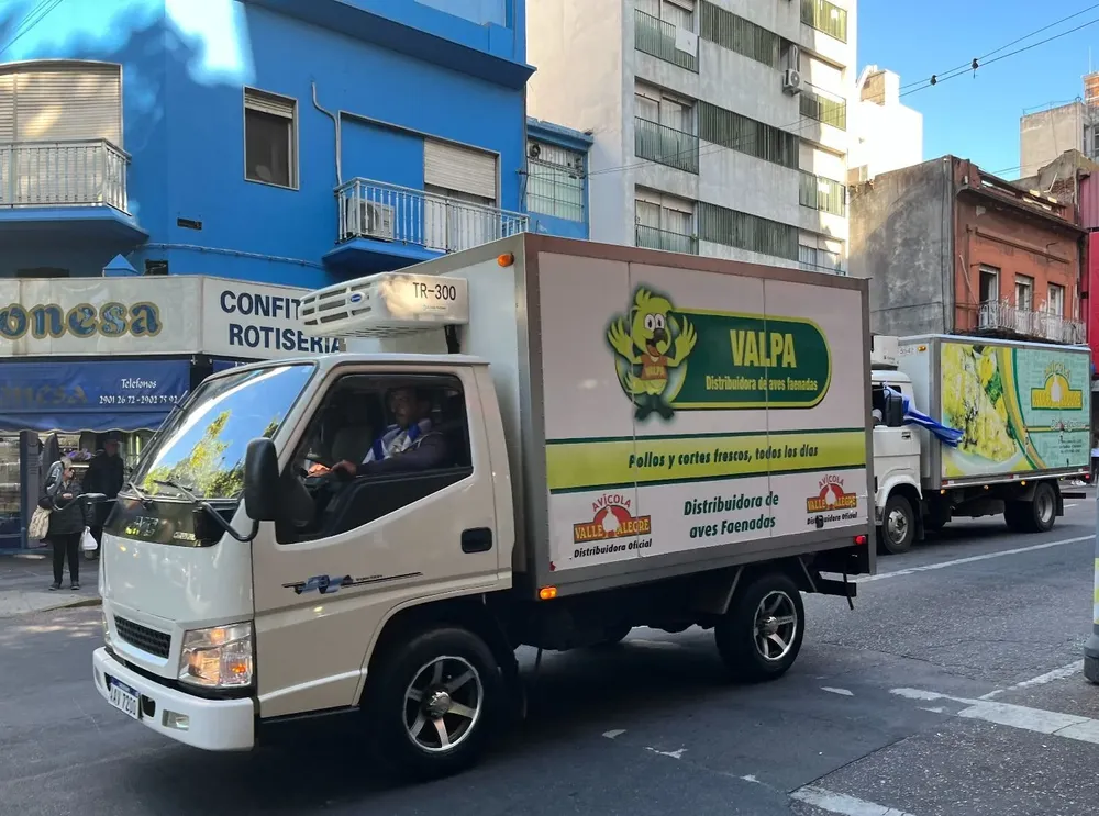 Movilización de distribuidores de pollo.