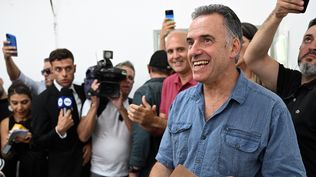 El Gobierno argentino felicitó a Yamandú Orsi por su triunfo en el balotaje