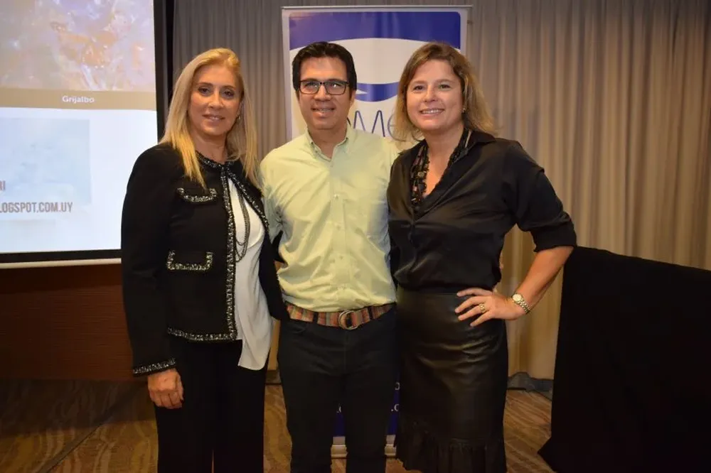 Elena Tejeira, Alejandro De Barbieri y Andrea Bellolio