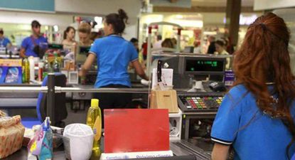 empleados de comercio: aumentan los basicos de todas las categorias y arranca la primera revision de 2025
