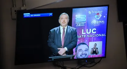 Mario Bergara durante un debate por la LUC