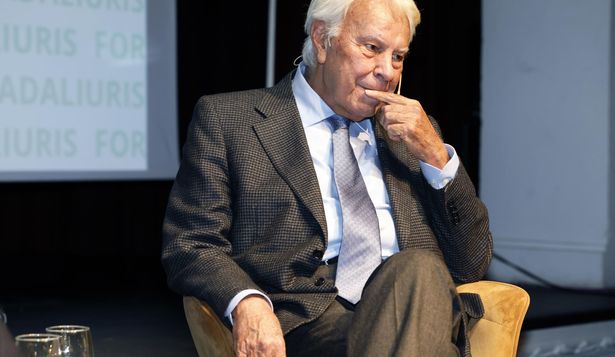 El expresidente del Gobierno Felipe González en el Foro Guadaliuris de Sevilla. EFE