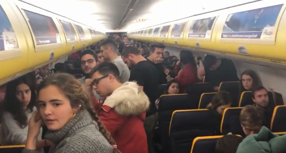 Malestar entre los pasajeros de Ryanair.