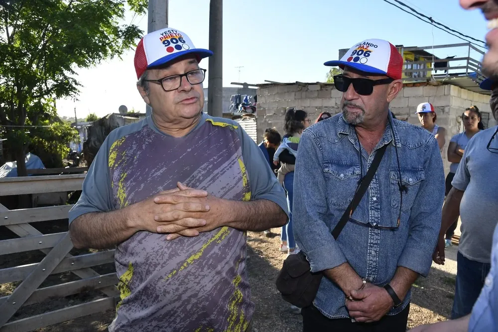 El Pato Celeste, Gustavo Torena, se candidatea a diputado por el Espacio Celeste