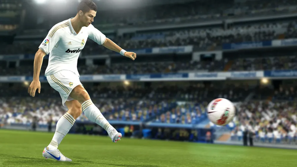 El portugués Cristiano Ronaldo es la imagen del Pro Evolution Soccer 2013, aunque para América Latina también se incluye a Neymar