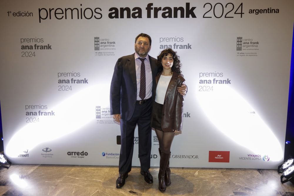 Gabriel Hochbaum y Zoe Hochbaum Gabriel Hochbaum y Zoe Hochbaum