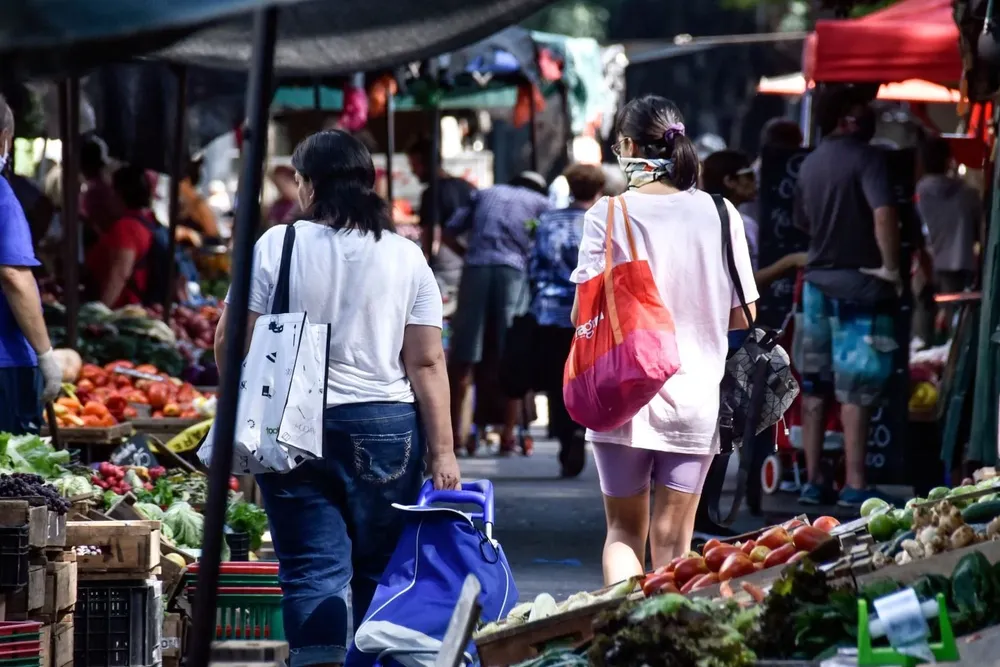 El precio de las frutas y verduras subió en agosto.