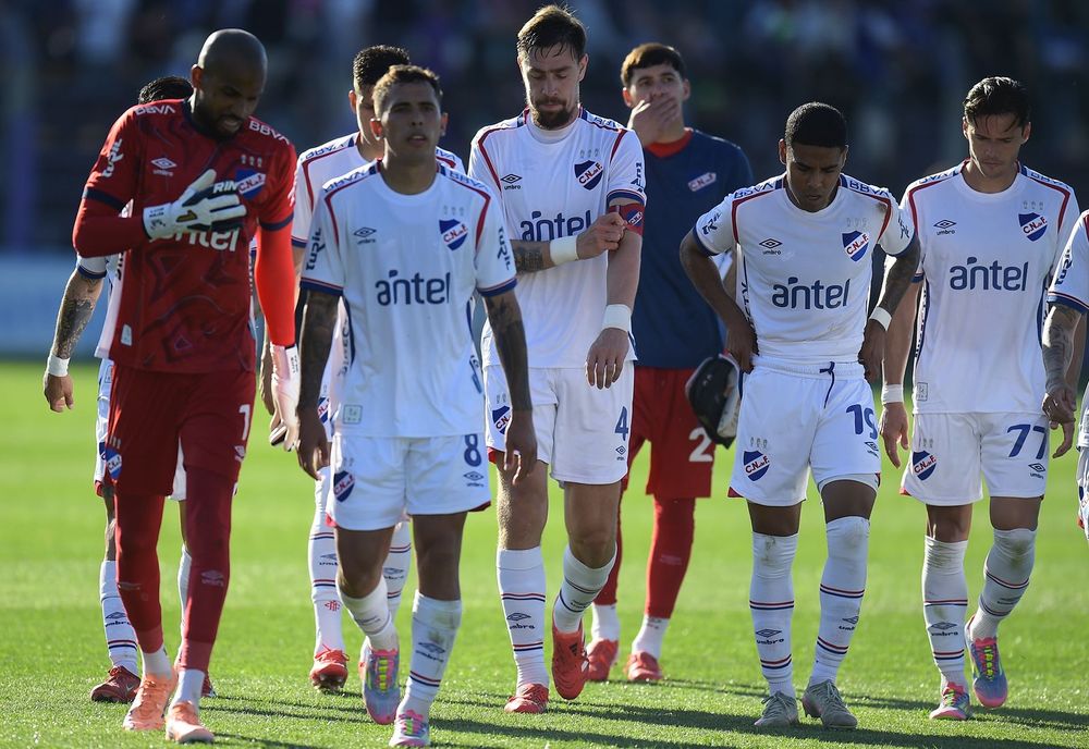 Luis Mejía, Christian Oliva, Sebastián Coates, Juan Cruz De los Santos y Nicolás Rodríguez
