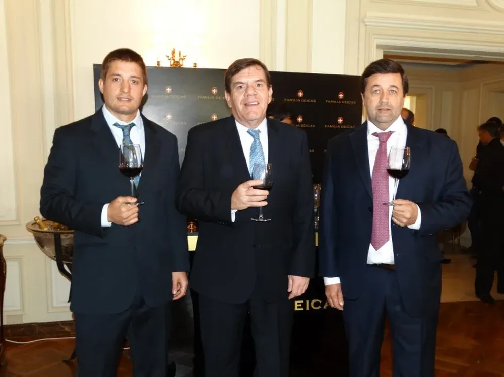 Santiago Deicas, Montenegro y Fernando Deicas